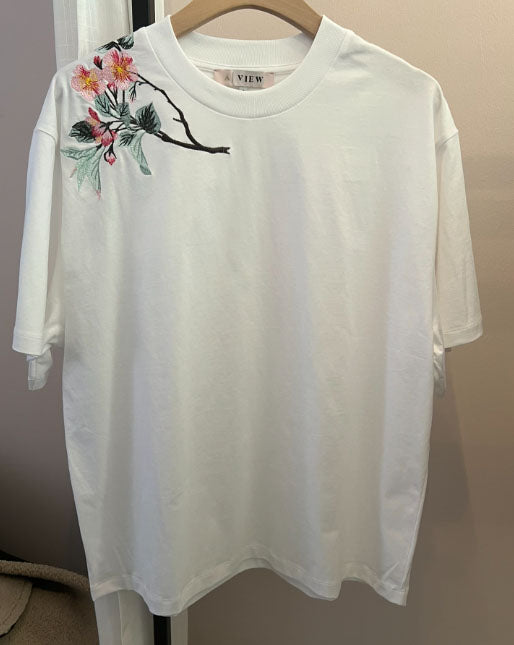 A-View Best Flower Tee