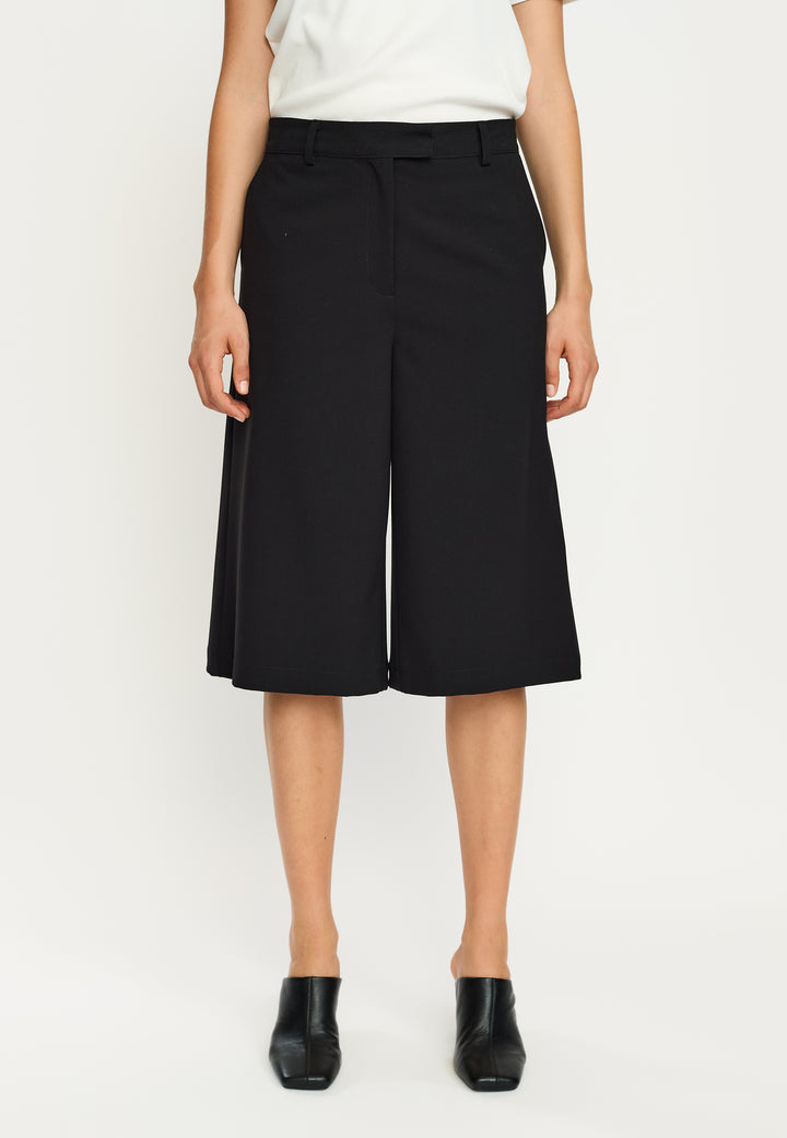 SR Vilja Bermuda Shorts