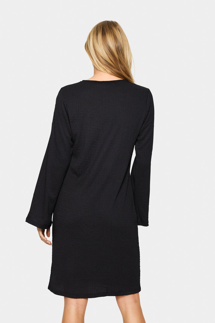 ST Illyssa Dress