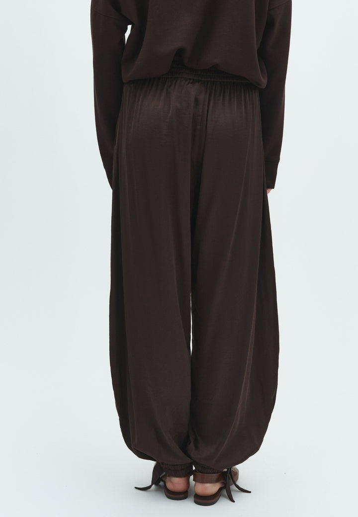 mbyM Eawyn Tie- M pant