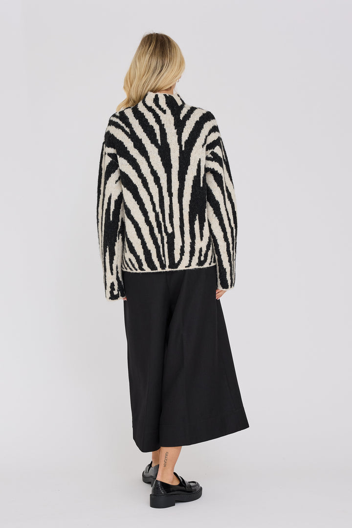 AVIEW Zebra knit pullover
