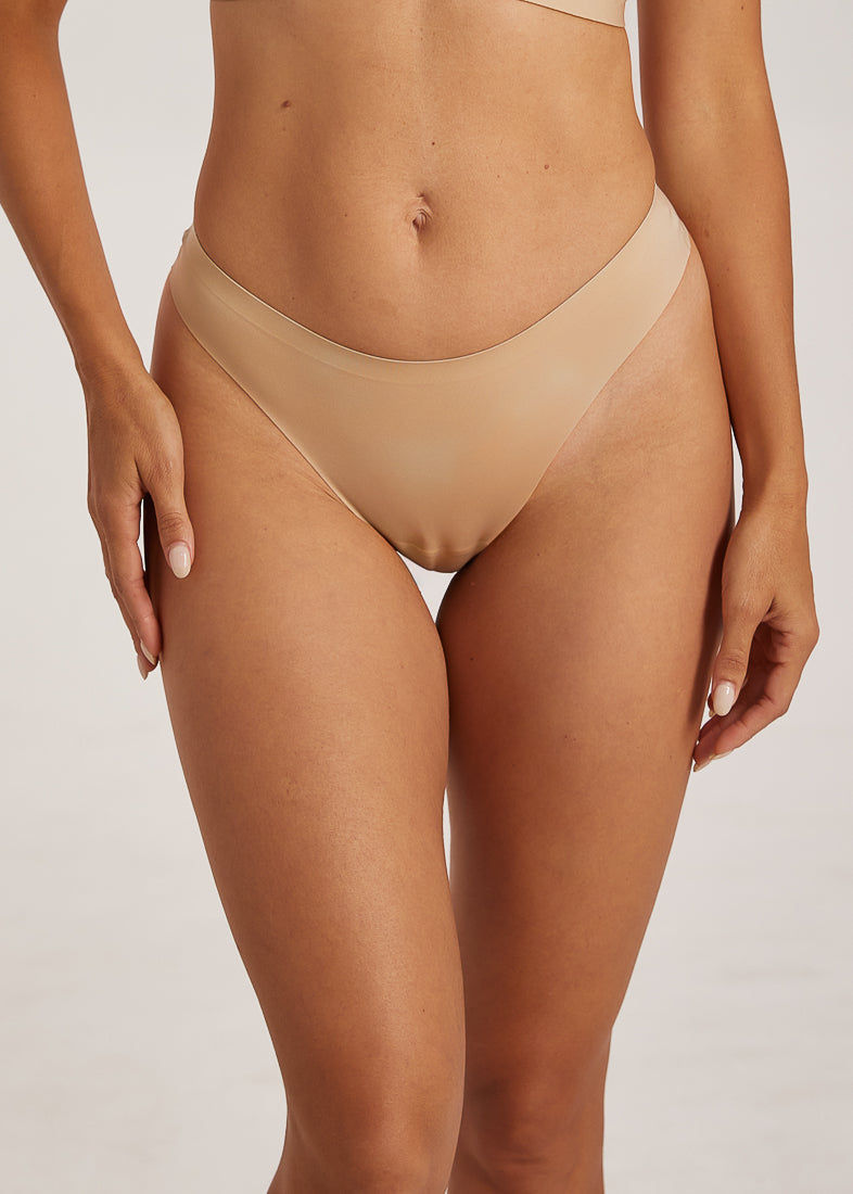 Femifemme Invisible V2 Soft Sømløs G-Streng