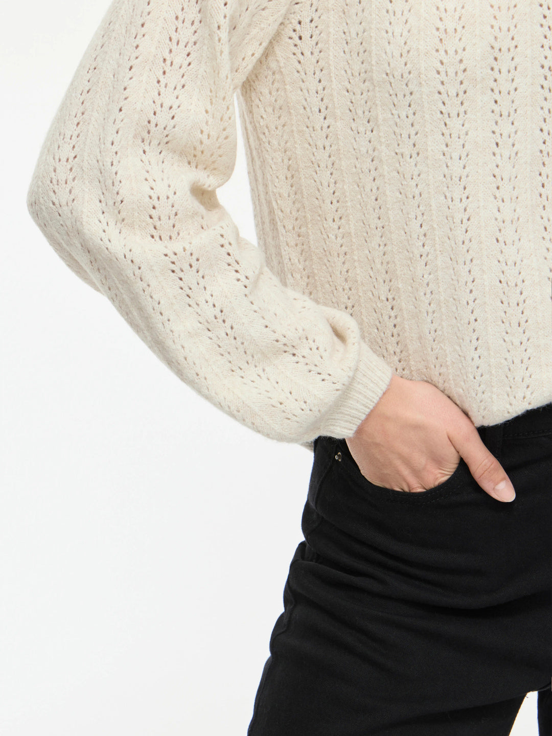 VI LIGA POINTELLE L/S O-NECK TOP