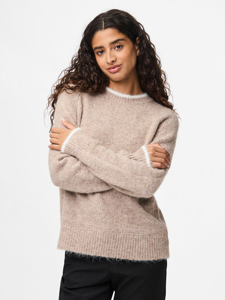 PC Ivy O-Neck Contrast Knit