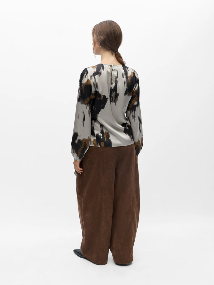 OB CHILLI L/S RE O-NECK TOP