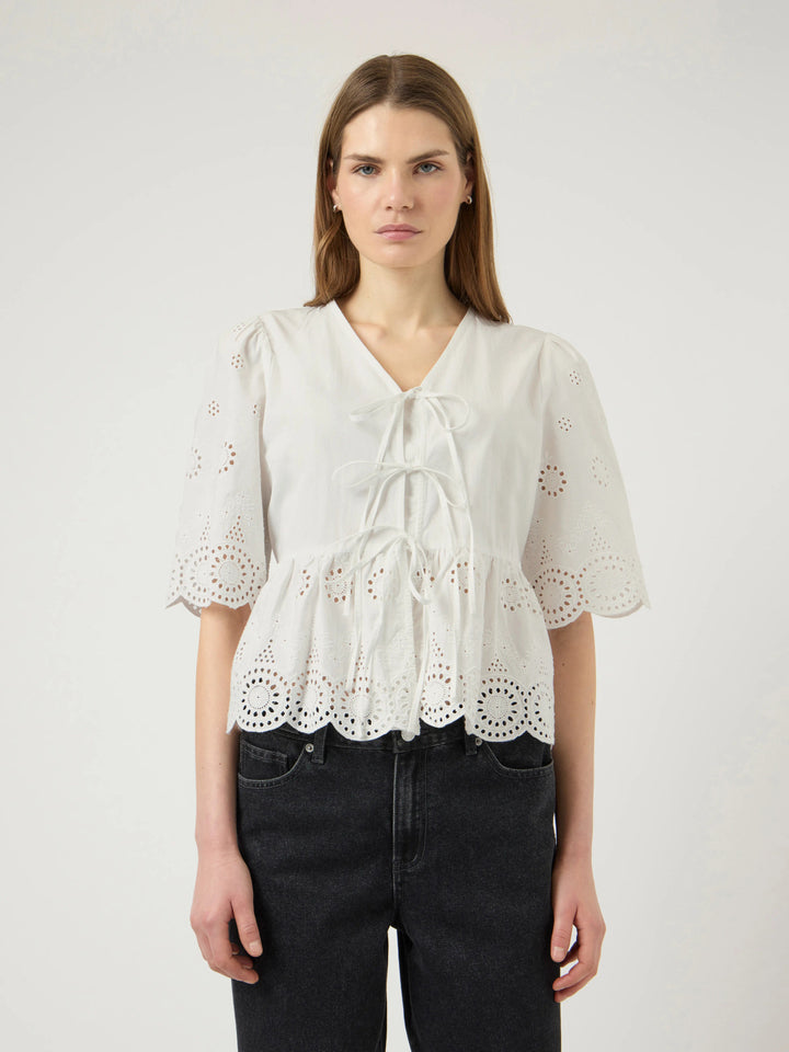 YAS Cornelia 2/4 Tie Top