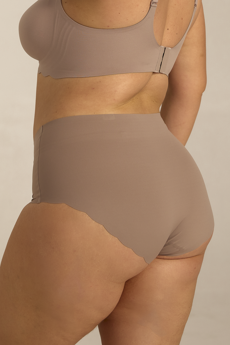 Femifemme Invisible Highwaist Maxi Trusser