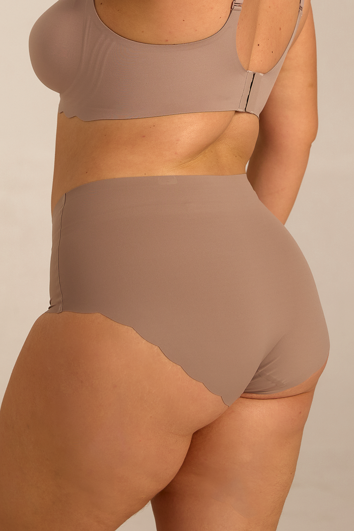 Femifemme Invisible Highwaist Maxi Trusser