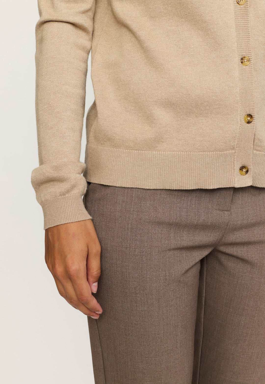 SR Marla Cardigan Knit