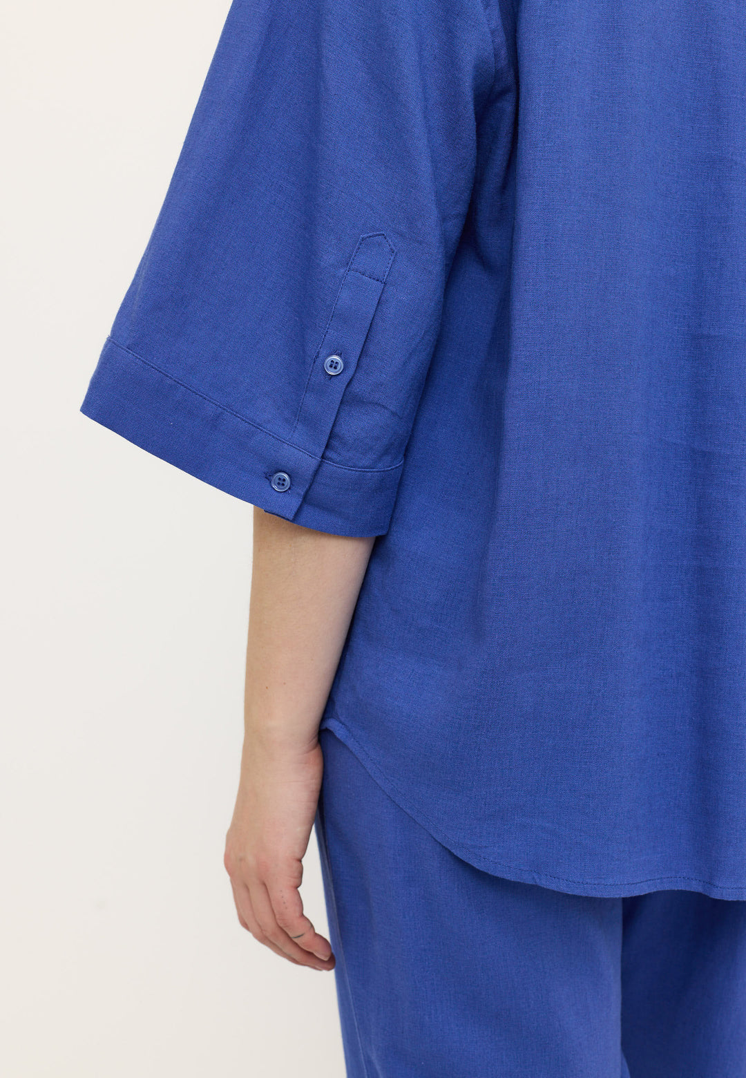 SR Yindi Shirt