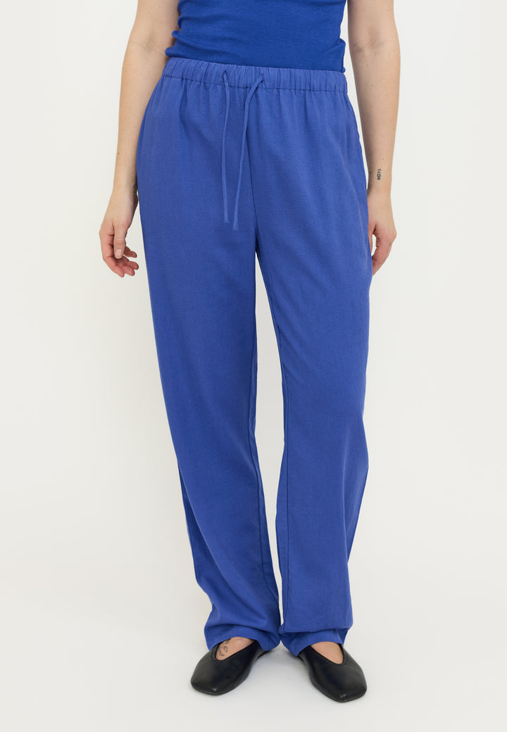 SR Yindi Pant