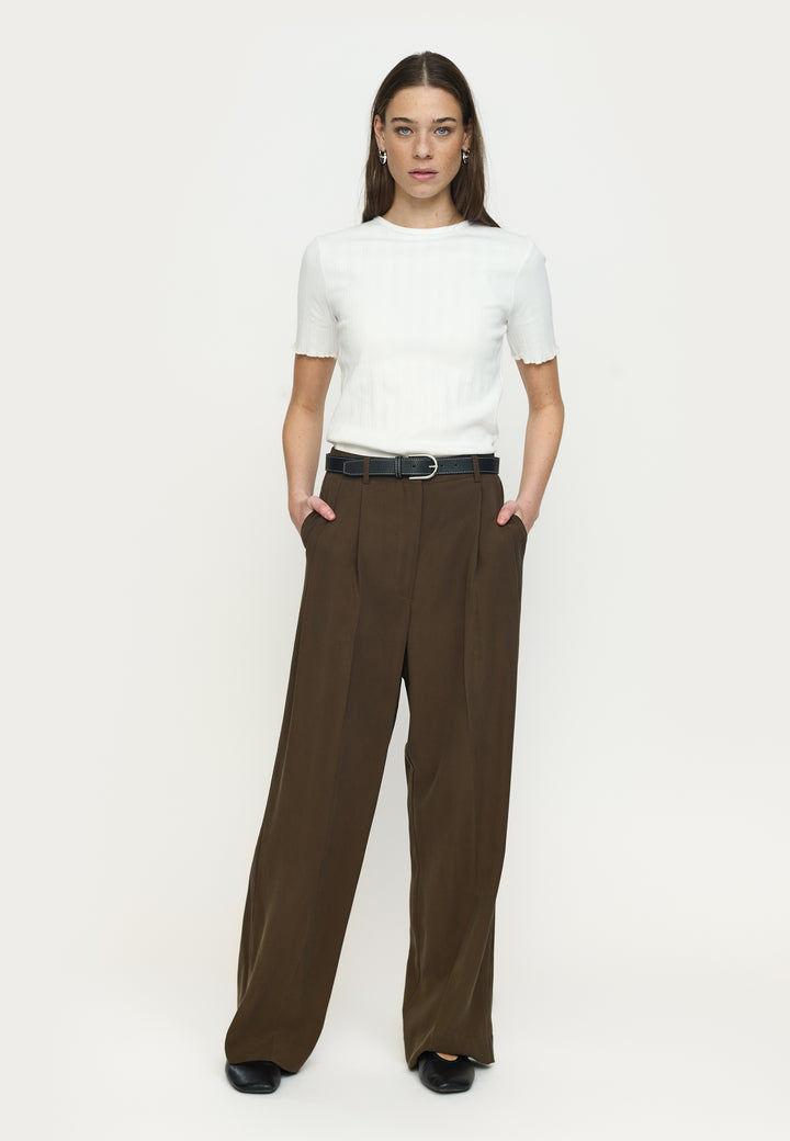 SR Henna Pant