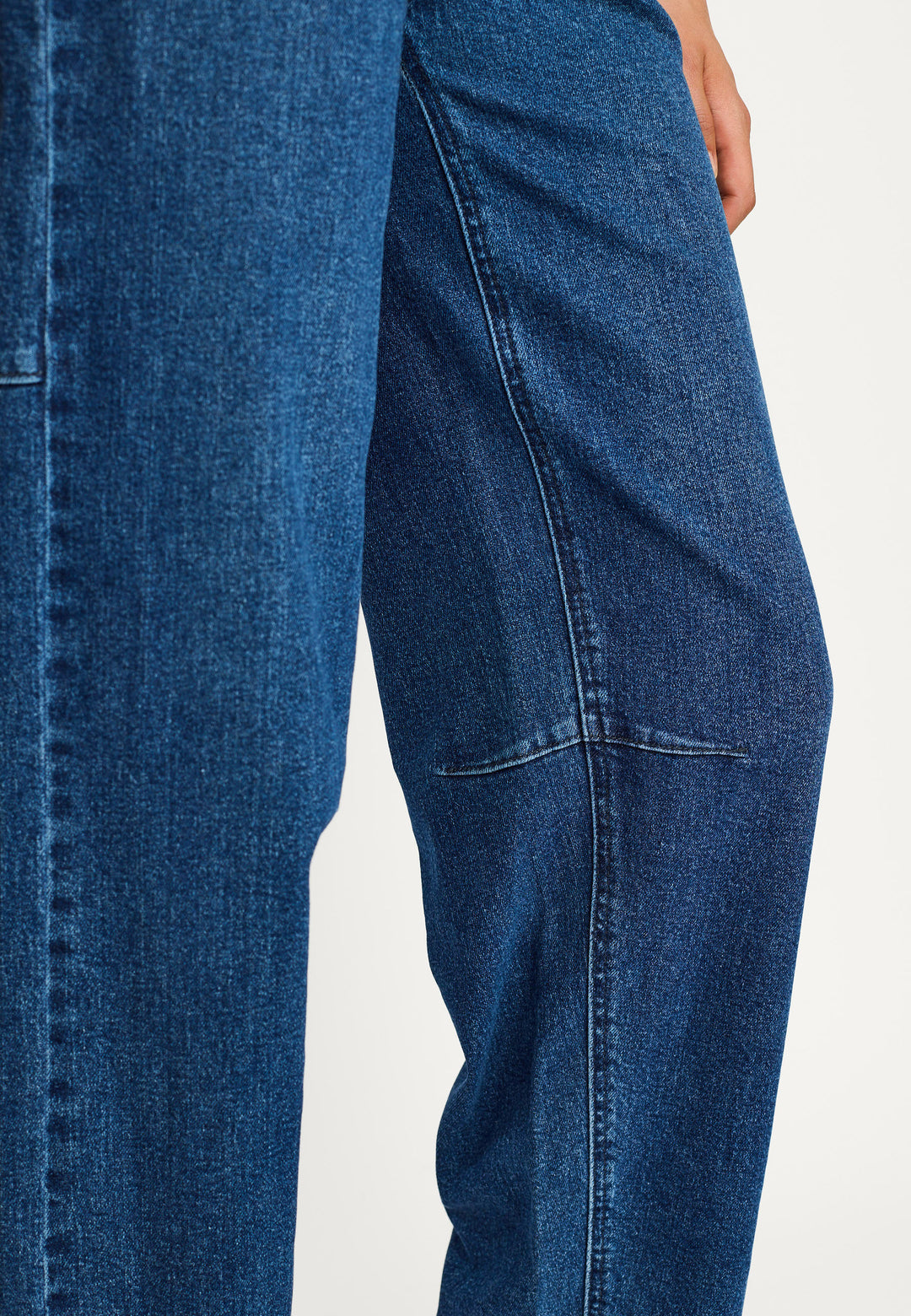 SR Willa Barrel Jeans